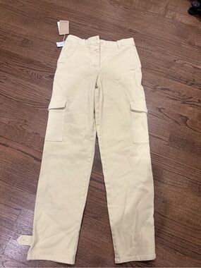 Wilfred Women's Cargo Pants in Pale Cream
